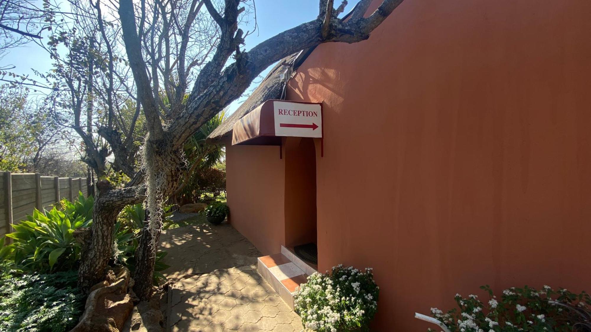 Lynns Guest House Bulawayo Esterno foto