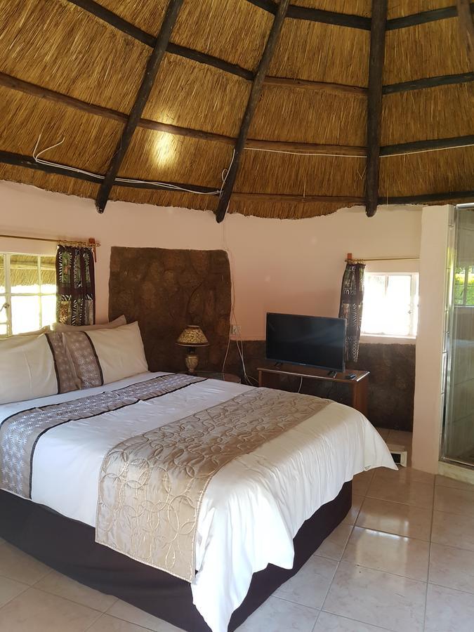 Lynns Guest House Bulawayo Esterno foto